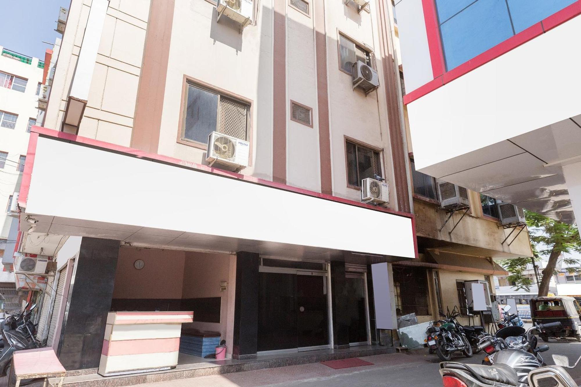 Hotel O Utsav Udaipur Esterno foto